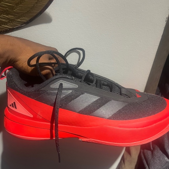 Addias - Picture 1 of 2